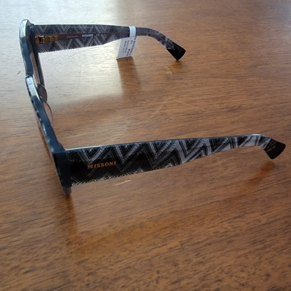 MISSONI black/gray chevron sunglasses - Picture 3 of 6